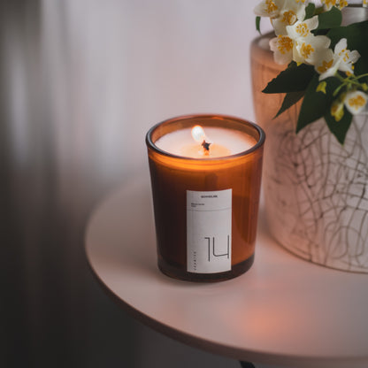 Luxury Jasmine Candle - Jasmine Fragrance - Gift-Worthy - Soyhouse Pakistan